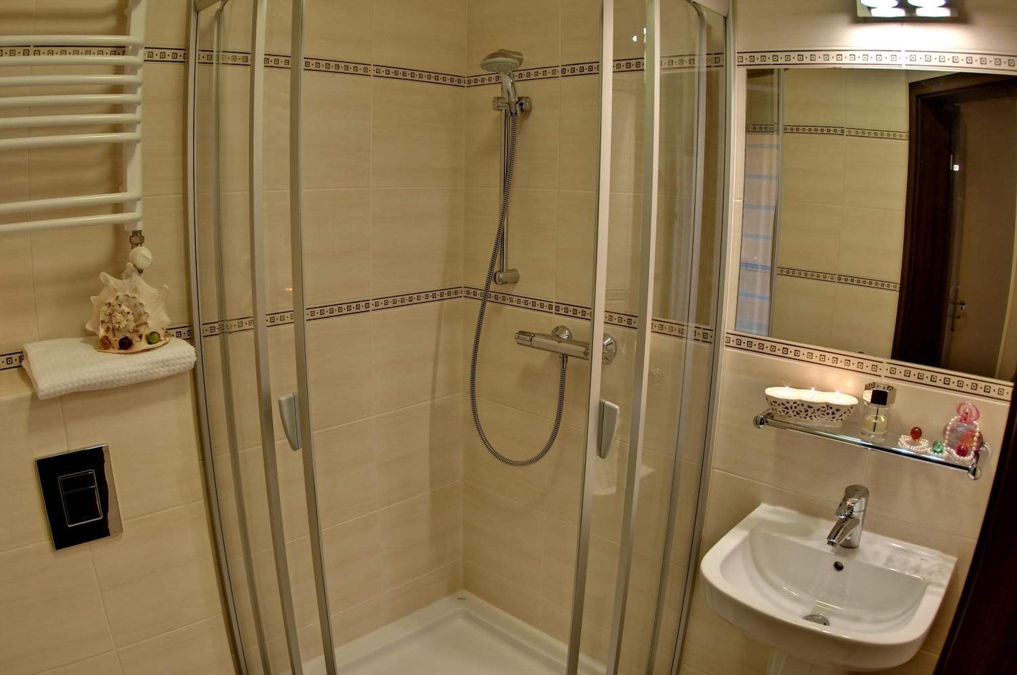 Double Room,1284949348:JPEG