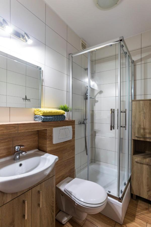 Pokój trzyosobowy z balkonem