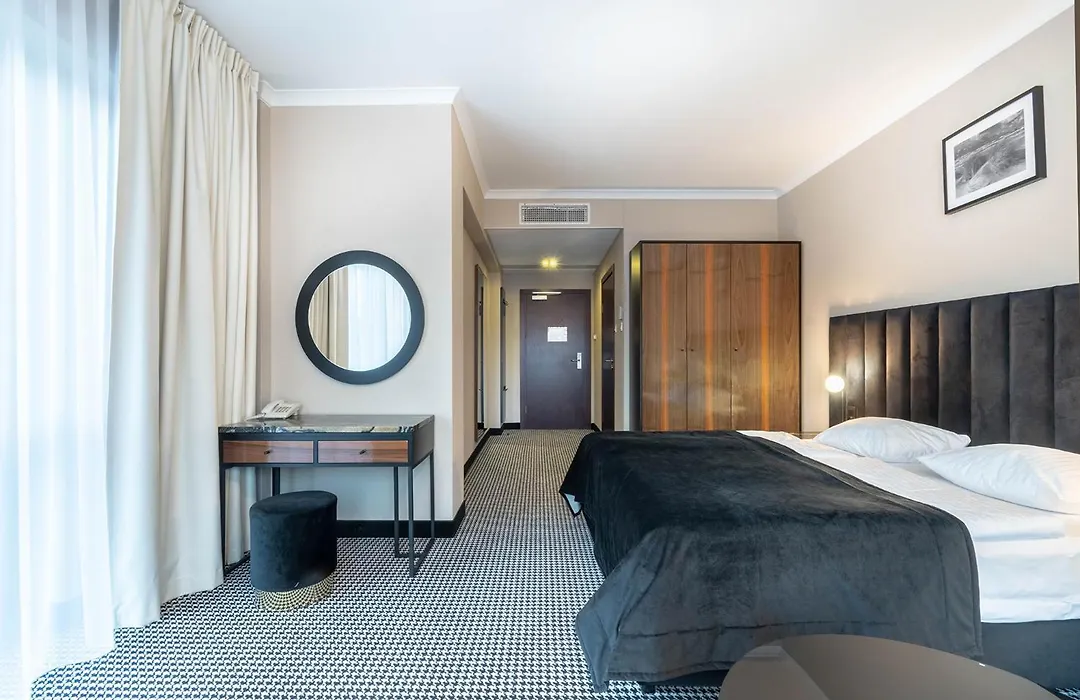 Hotel Leda Spa - Adults Only-1