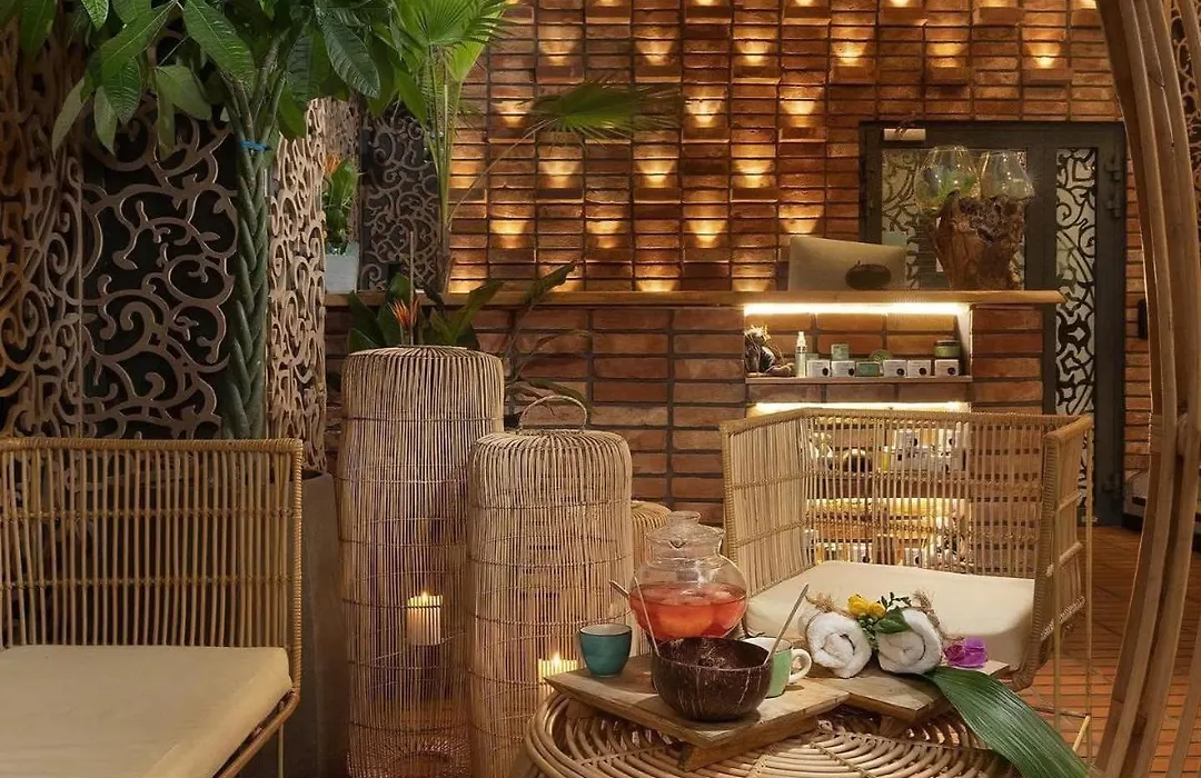 M&M-Spa&Art Bali, Nadmorskie Tarasy-1
