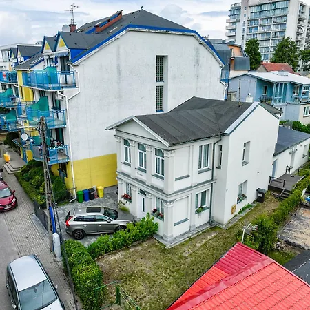 VILLA Pomorska-3