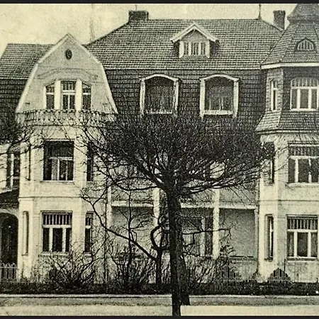 Pałacyk Srebrna Fala-2