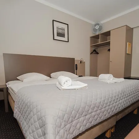 Hotel New Skanpol-2