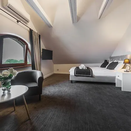 Apartamenty Feria-3