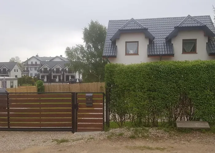 DOMKI apartamenty 4maki Jastrzębia Góra